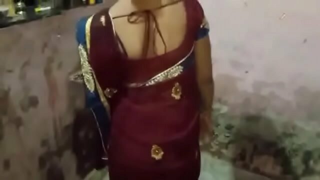 Kannada Saree Sex Only - Hot kannada lady in saree mad for sex - Indian Porn Tv